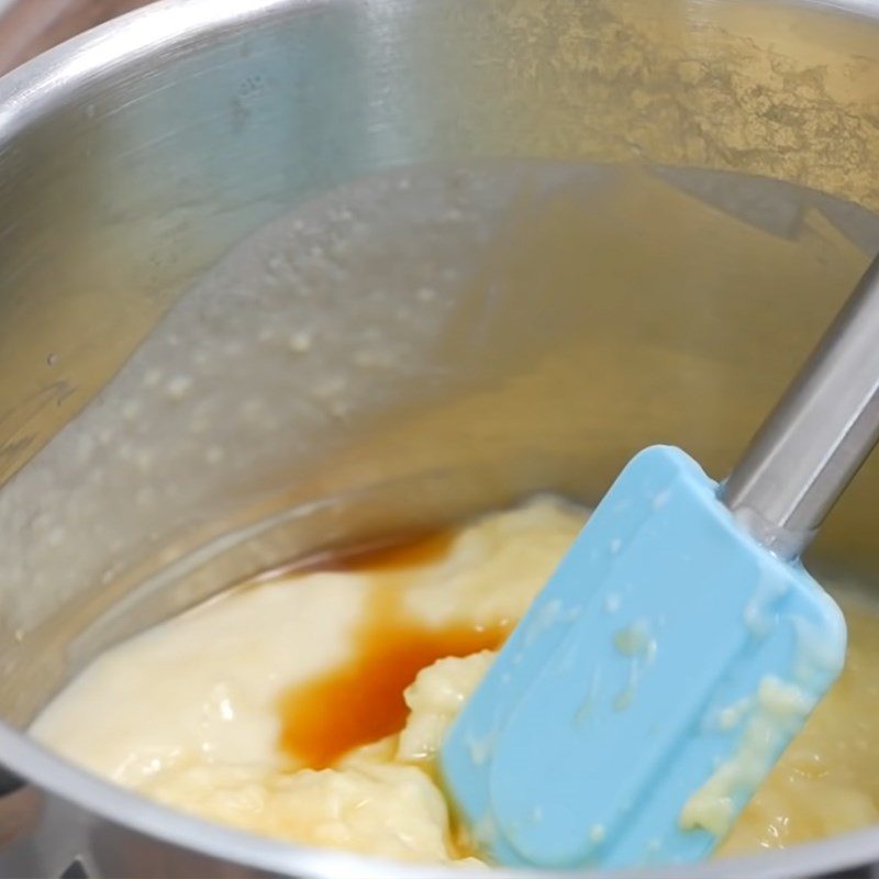 Step 4 Cook mung beans and mix with coconut milk