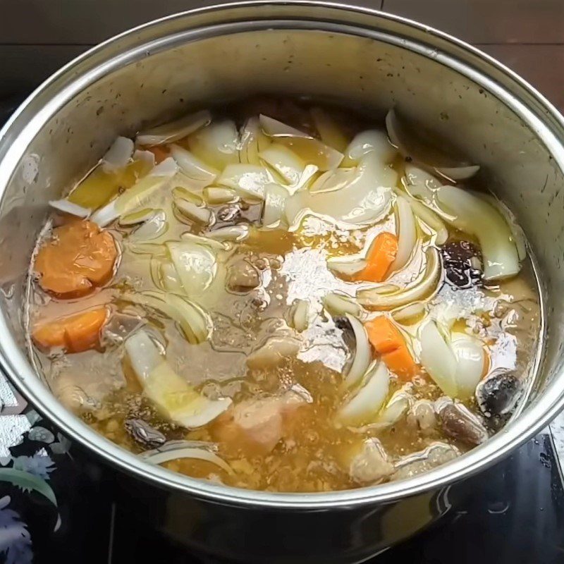 Step 4 Cooking chicken with ingredients Black pepper chicken