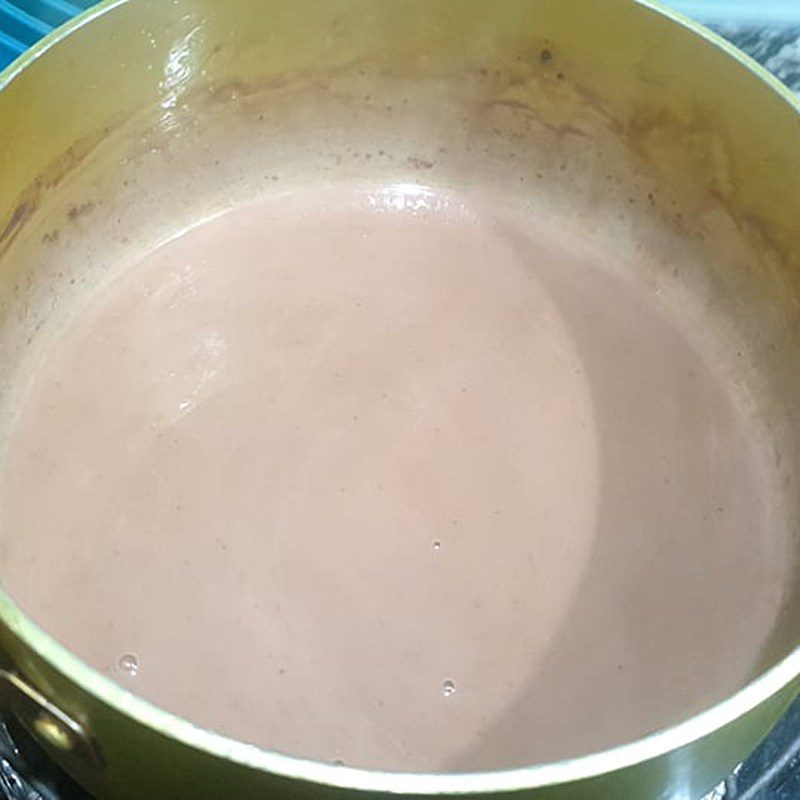 Step 2 Cook the milk mixture for Milo with black sugar pearls (Recipe shared by a user)