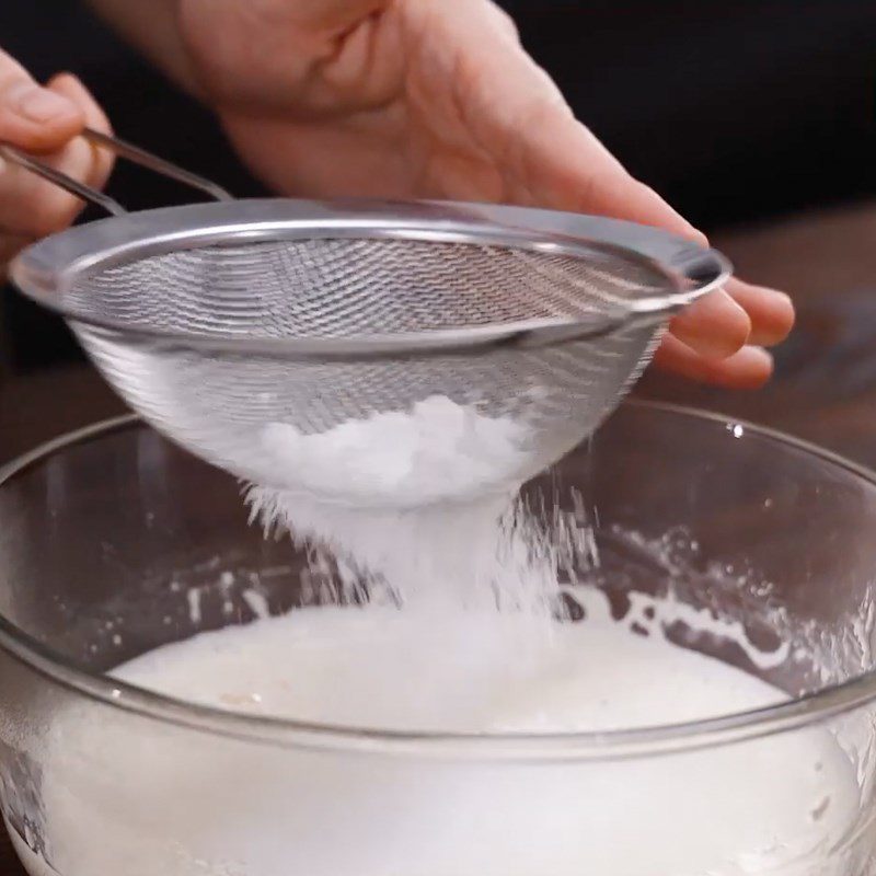 Step 3 Cook the mixture of milk, eggs, and cornstarch Cream cheese using blender