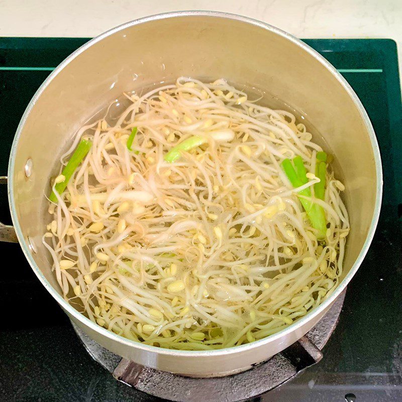 Step 3 Cooking Hủ Tiếu Hủ Tiếu with Beef Balls and Tender Ribs (Recipe shared by user)