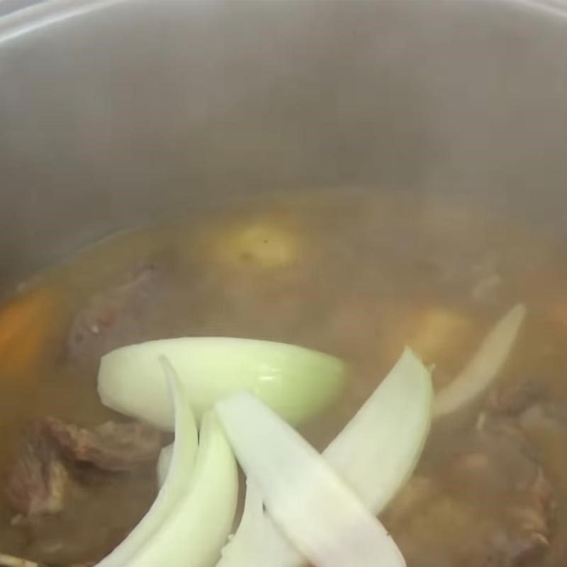 Step 7 Cook lagu Beef tongue cooked in lagu