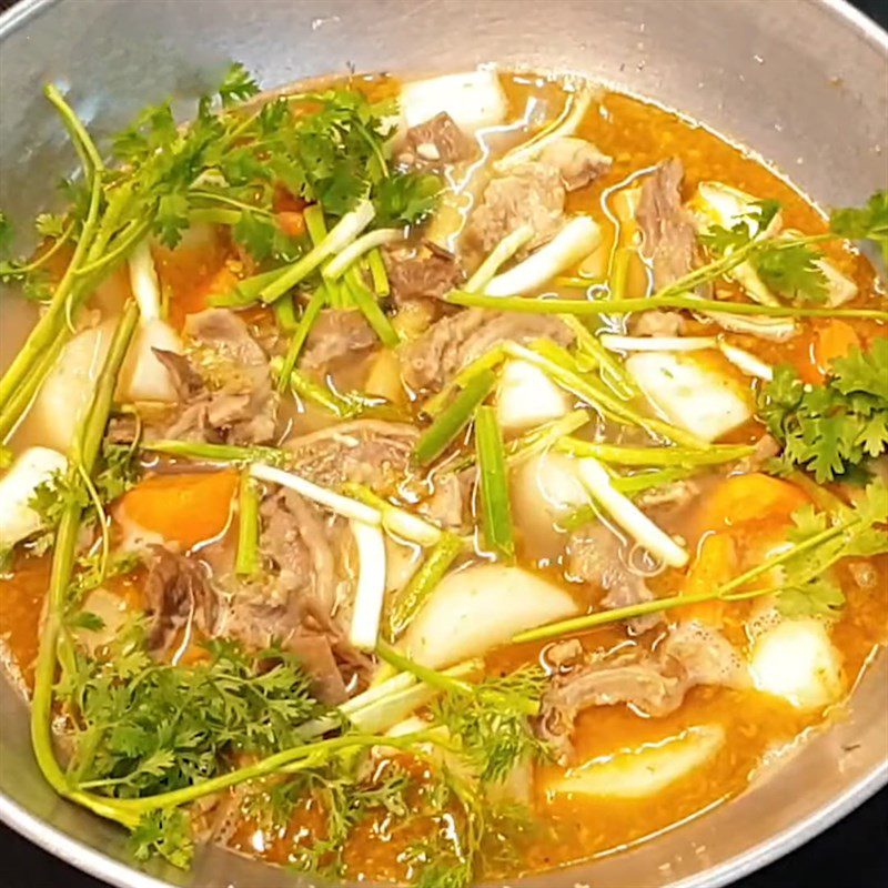 Step 5 Cooking Hot Pot Beef Intestines with Lemongrass