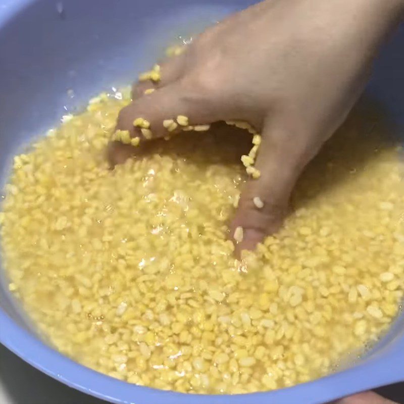 Step 1 Cook and mash the mung beans Sweet Taro Cake with Mung Bean Filling