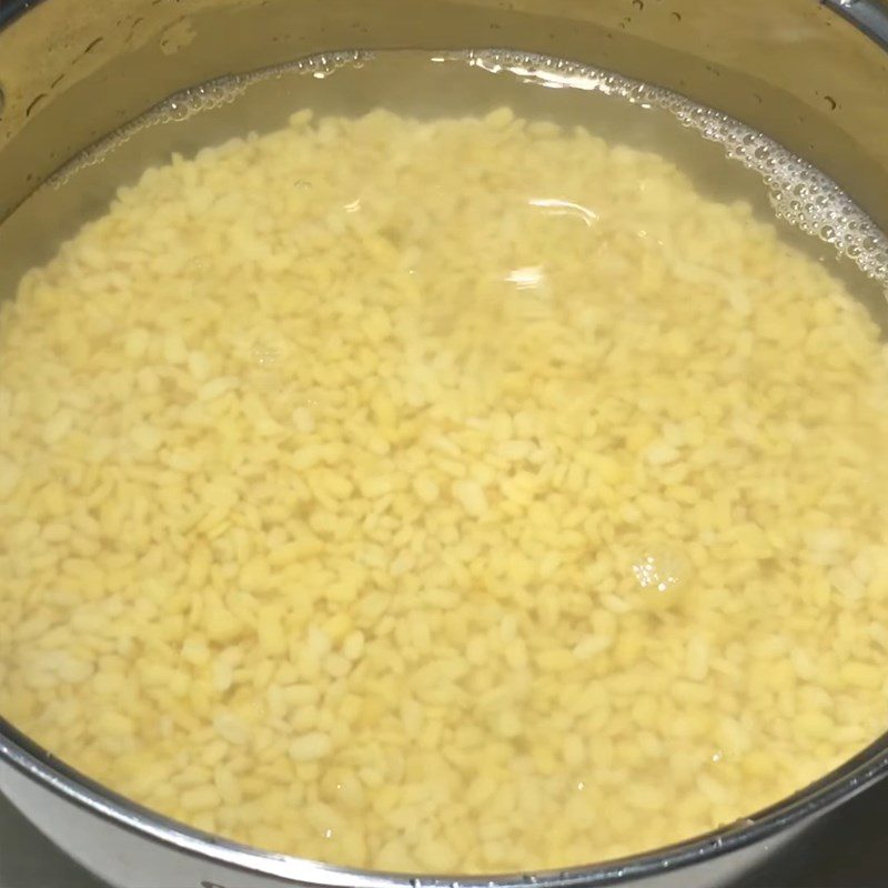 Step 1 Cook and mash the mung beans Sweet Taro Cake with Mung Bean Filling