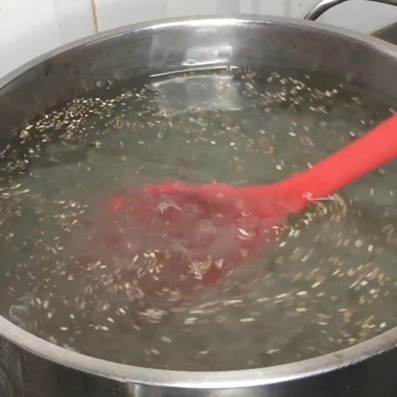 Step 5 Cooking aloe vera chia seeds Aloe vera chia seeds rock sugar