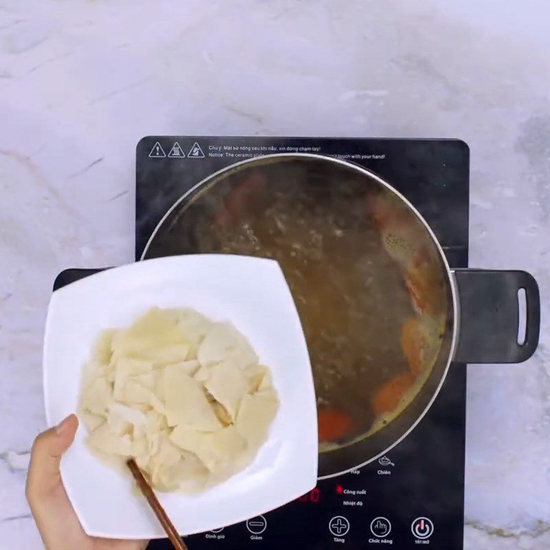 Step 3 Cooking the Soup Base Pangasius Sour Bamboo Shoot Soup