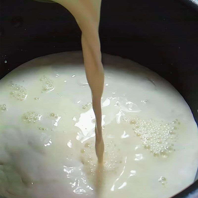 Step 2 Cook the coconut milk Tapioca Jelly Cake