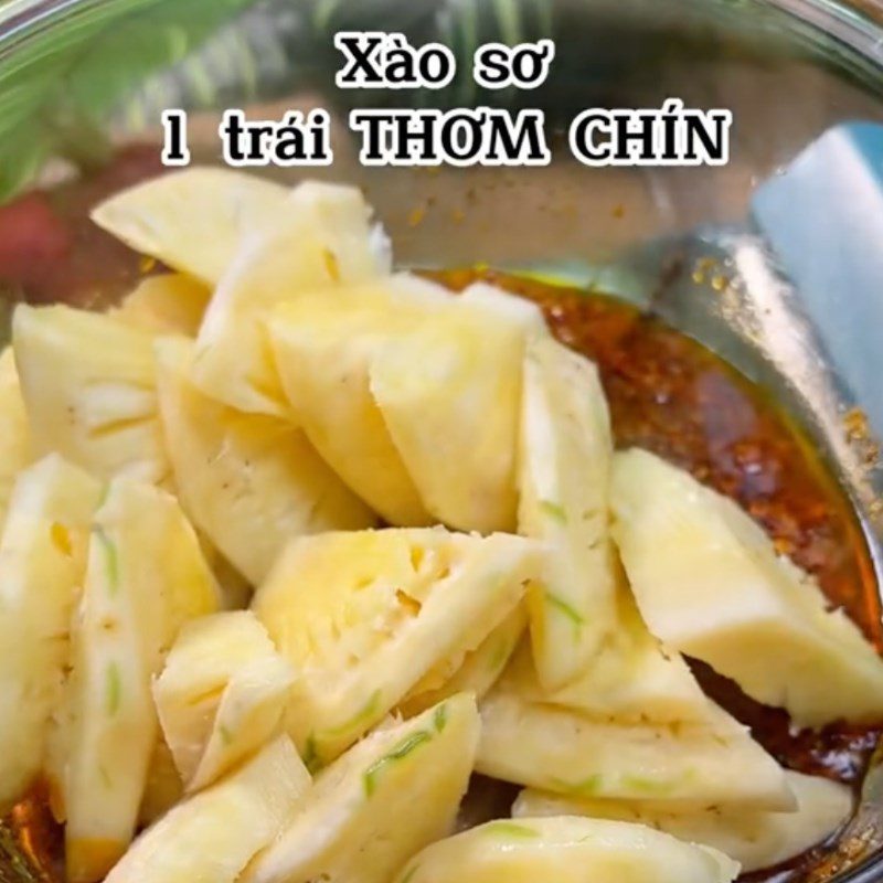 Step 2 Cook the broth for Vegetarian Hue Noodles (recipe from the TikTok channel Bếp chay XANH)