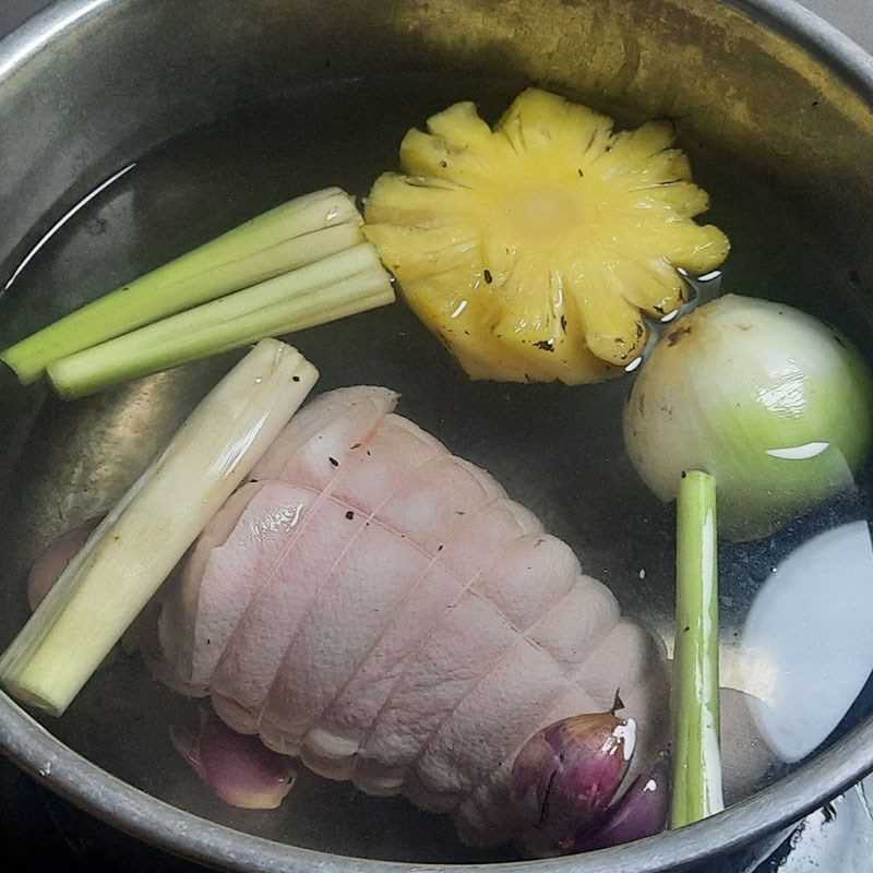 Step 2 Make the broth for Quang Ngai Pork Hock Noodle