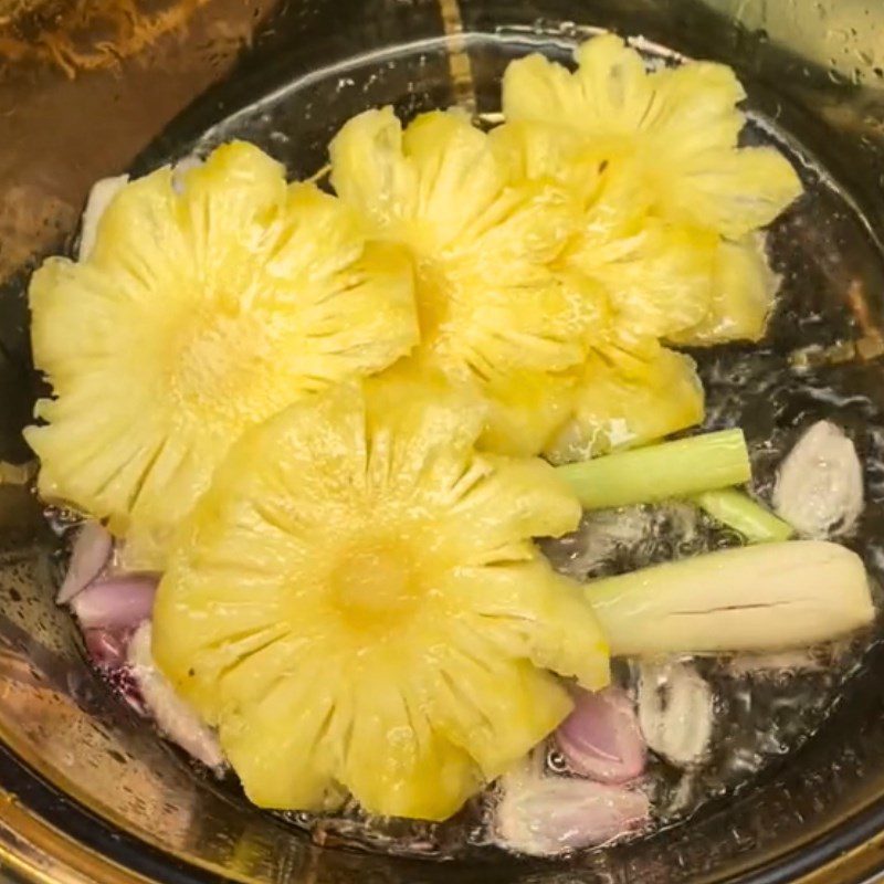 Step 3 Make the broth Tả pí lù (Recipe shared from Tiktok Cooking with TasteVN)