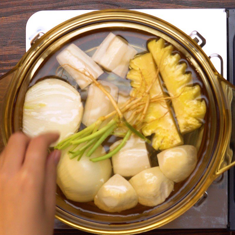 Step 3 Cook the broth for vegetarian beef stew