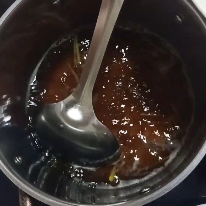 Step 4 Cook the syrup for Pumpkin Sticky Rice Cake