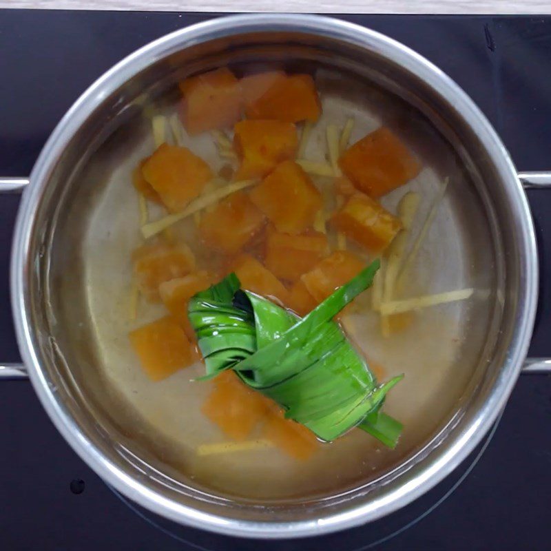 Step 5 Cook ginger syrup for Purple Sweet Potato Dessert