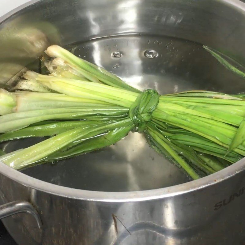 Step 4 Cook aloe vera water Aloe vera chia seeds rock sugar
