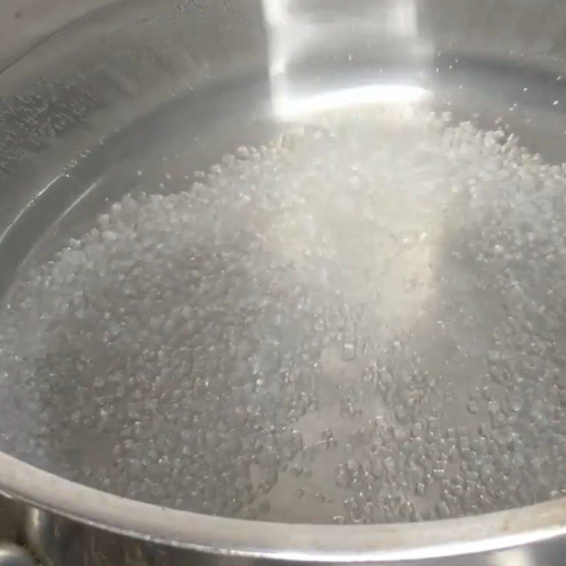 Step 4 Cook aloe vera water Aloe vera chia seeds rock sugar