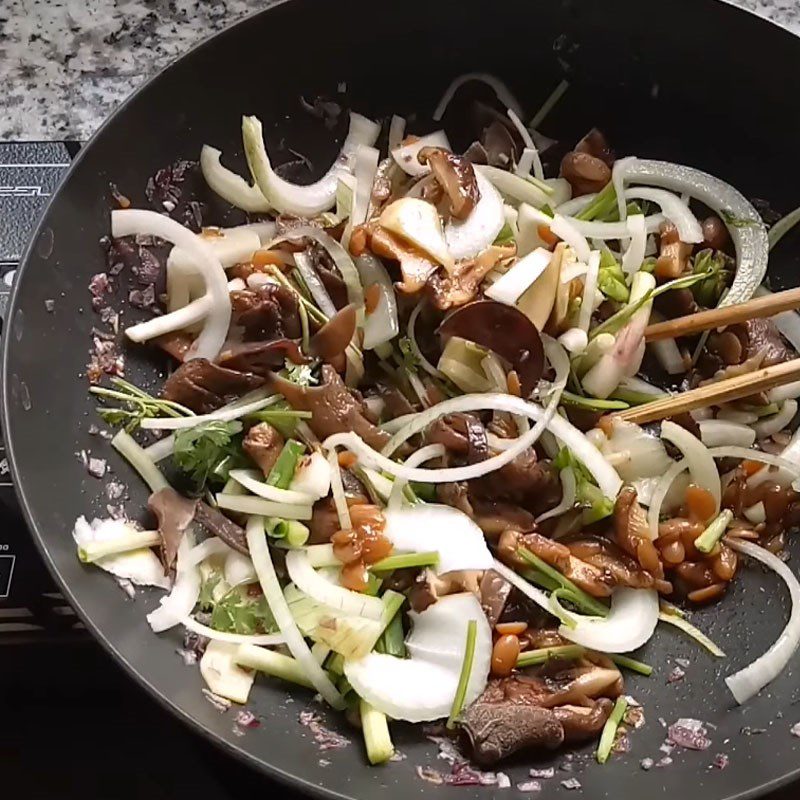 Step 3 Make the sauce for steamed barramundi