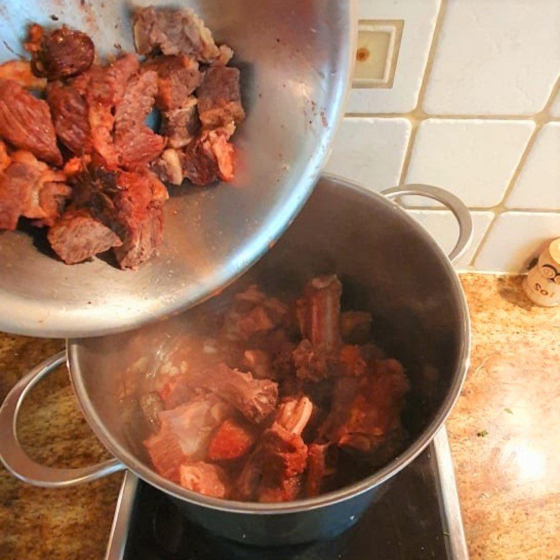 Step 4 Cooking Braised Beef Pho