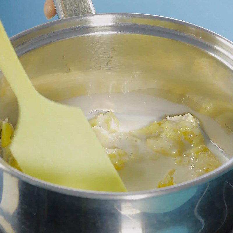 Step 1 Cooking durian with milk Durian cream cake