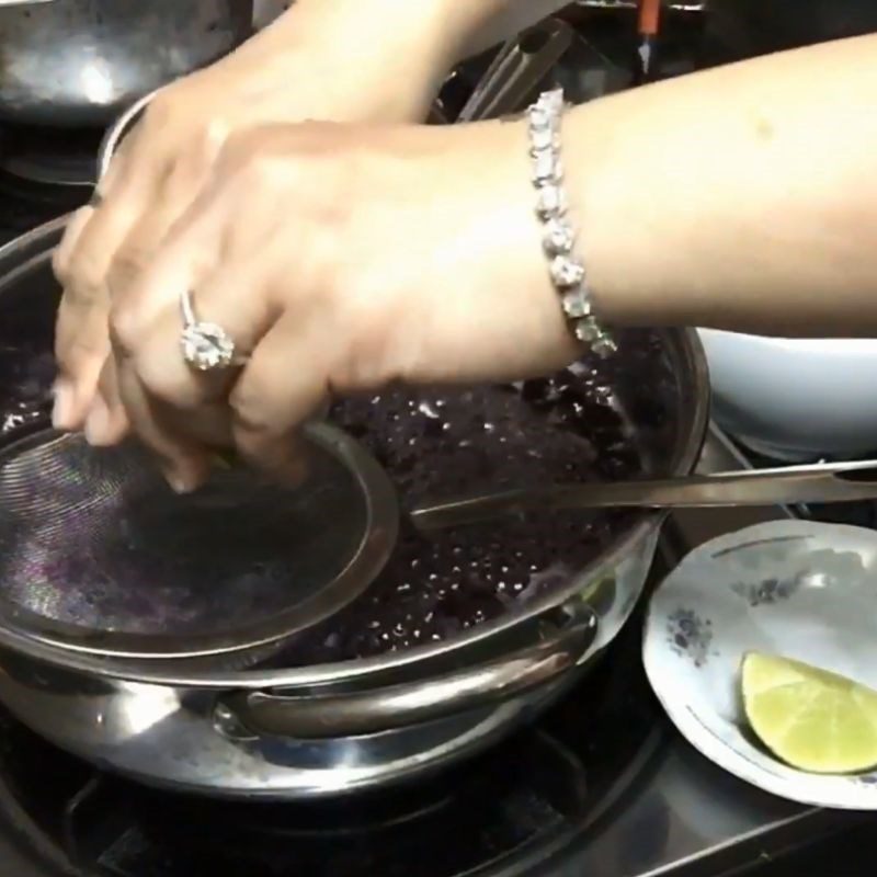 Step 3 Cook grape syrup Grape syrup