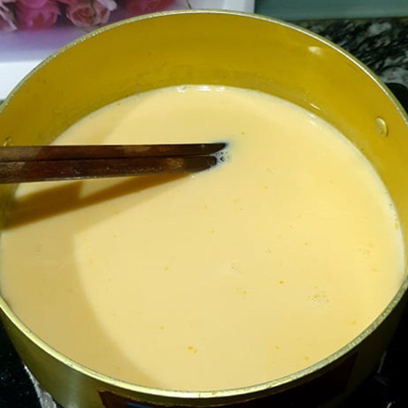 Step 2 Cooking fresh milk Caramel Flan (recipe shared by a user)