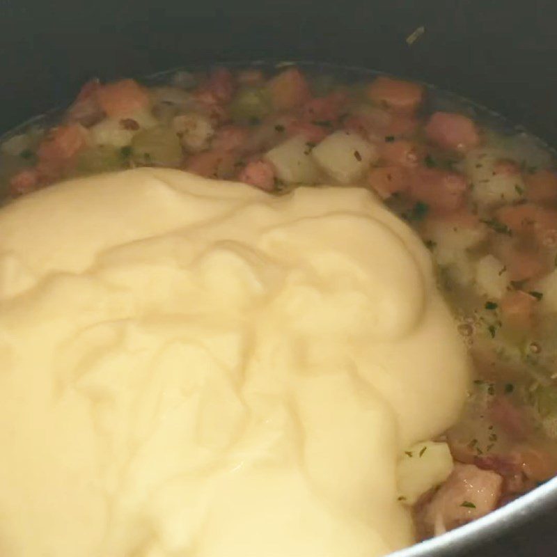 Step 5 Cooking the Soup Potato Bacon Soup