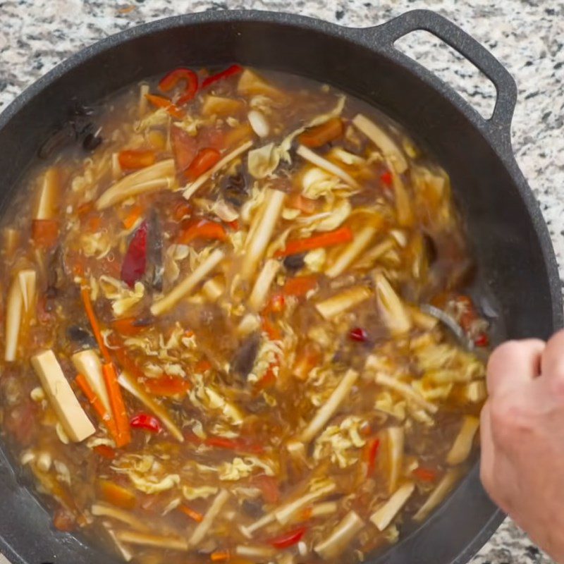 Step 2 Cooking Hot and sour soup