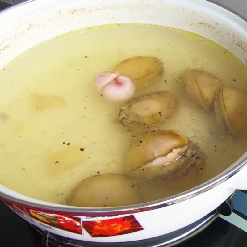 Step 5 Cooking Soup Abalone Bird's Nest Soup