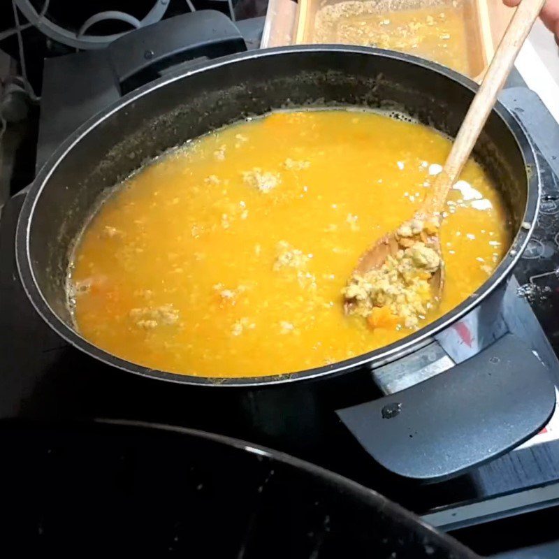 Step 3 Cook the soup Pork pumpkin soup