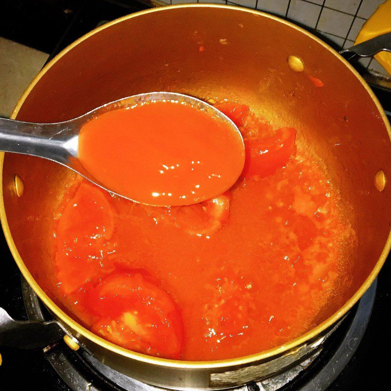 Step 4 Cook tokbokki How to make tokbokki from glutinous rice flour