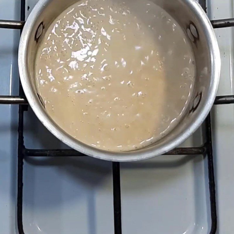 Step 2 Cooking milk tea with whipping cream Milk tea with whipping cream