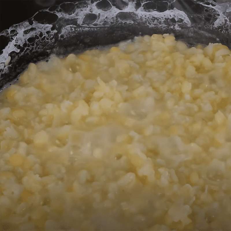 Step 2 Cook and mash mung beans Mung bean dumplings