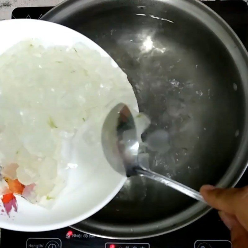 Step 2 Cook lychee, aloe vera with sugar Lychee Aloe Vera Tea