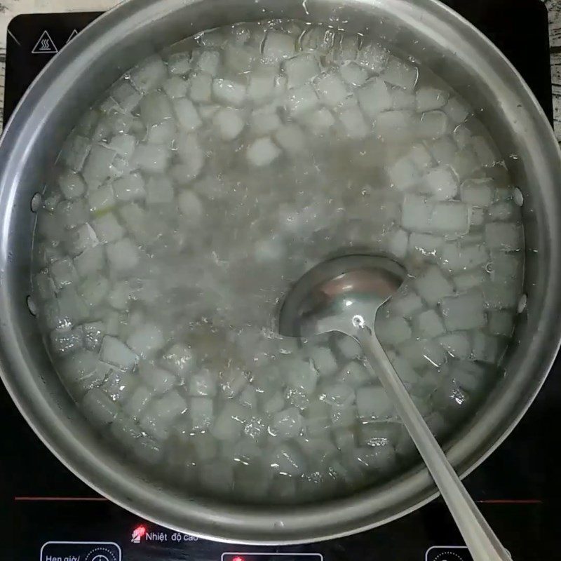 Step 2 Cook lychee, aloe vera with sugar Lychee Aloe Vera Tea