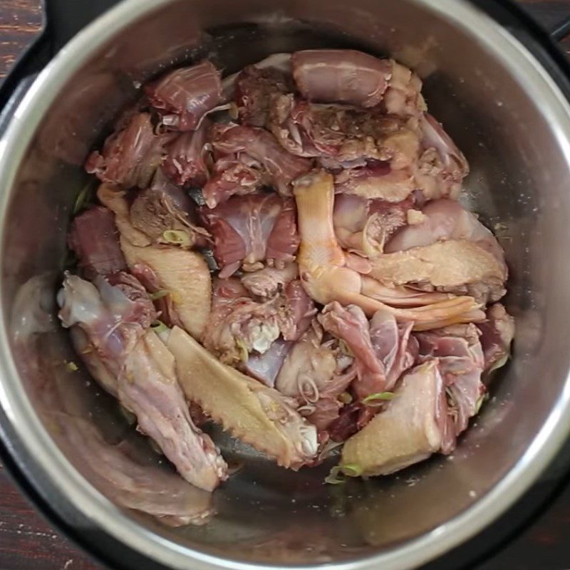 Step 3 Cook the duck with sour plums Duck cooked with sour plums in an electric pressure cooker