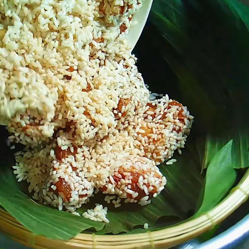 Step 4 Cook the sticky rice for spicy rib sticky rice