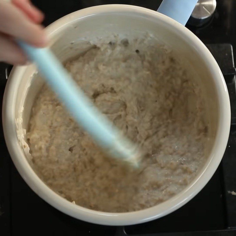 Step 2 Cook the oatmeal for Apple and Honey Oatmeal