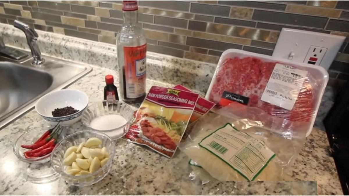 Ingredients for sour beef roll dish