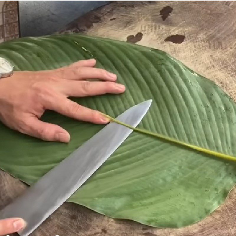 Step 2 Prepare the remaining ingredients for Nem nắm Nam Định