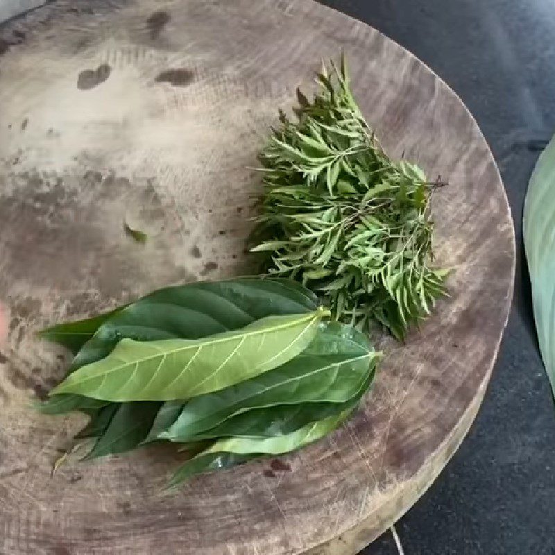 Step 2 Prepare the remaining ingredients for Nem nắm Nam Định