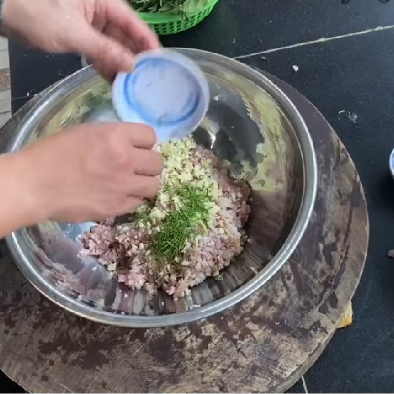 Step 4 Mixing spices for Nem nắm Nam Định meat