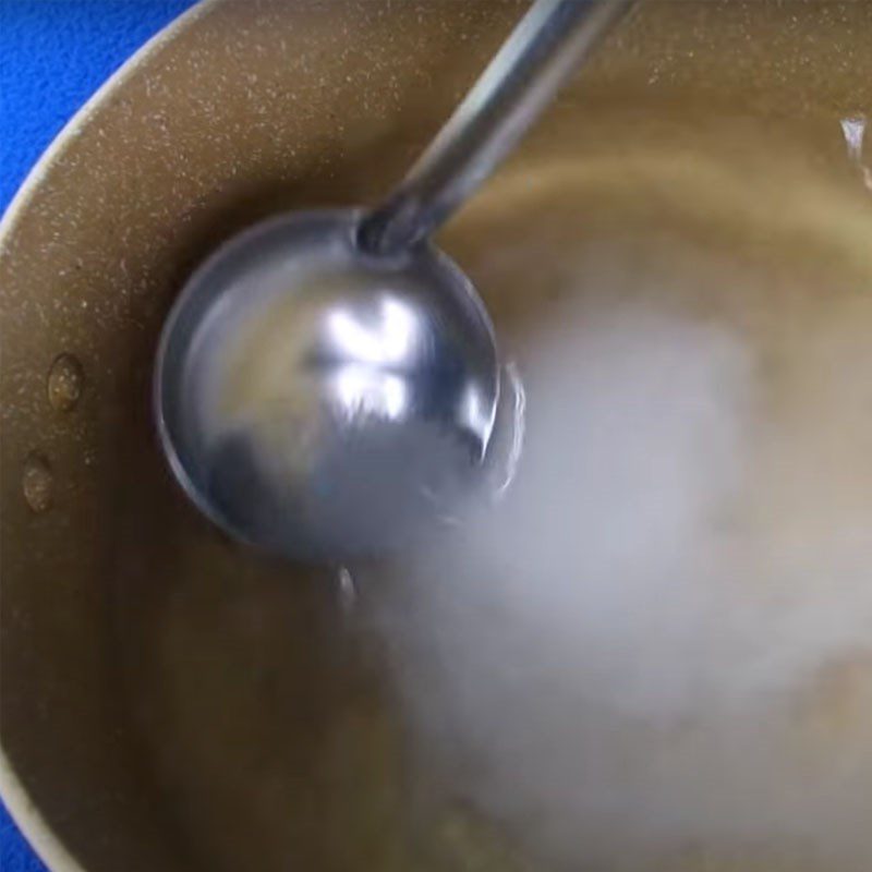 Step 3 Soak the jelly powder and cook Coconut banana jelly