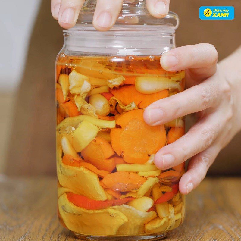 Step 4 Soaking mixed pickles