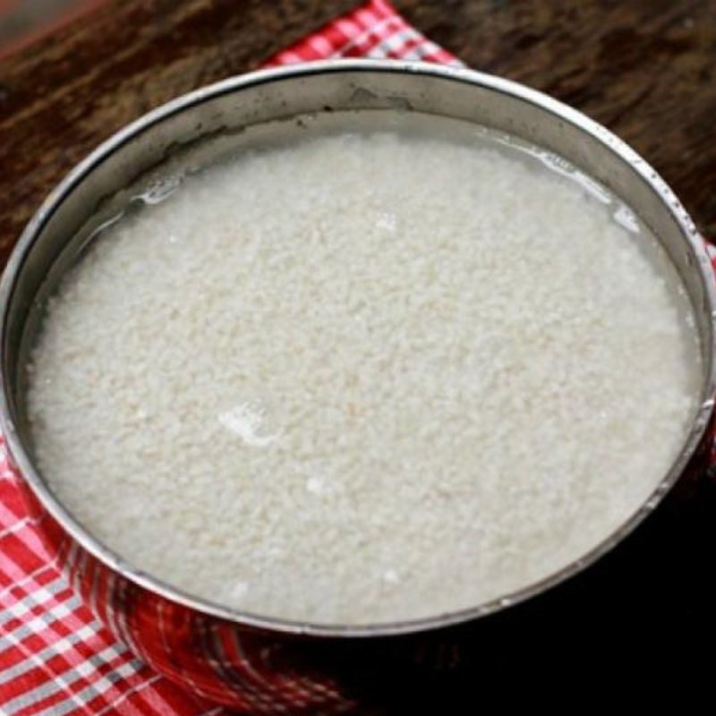 Step 1 Soak sticky rice Coconut sticky rice with lotus seeds (Recipe shared by a user)