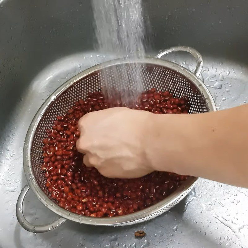 Step 2 Soak and cook red beans Patbingsu (red bean bingsu)