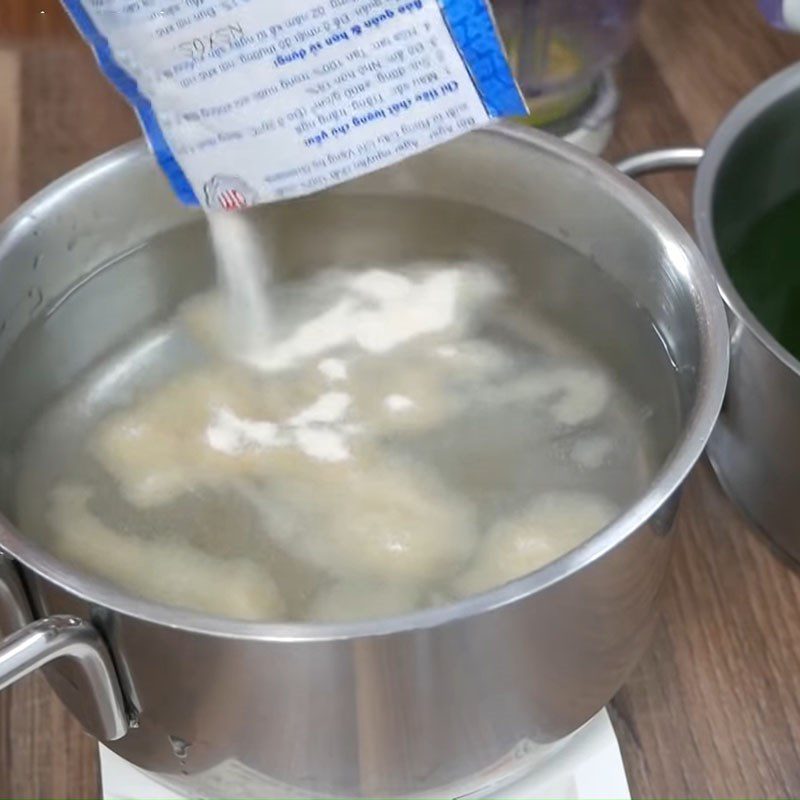 Step 2 Soak and Cook the Jelly Coconut Jelly