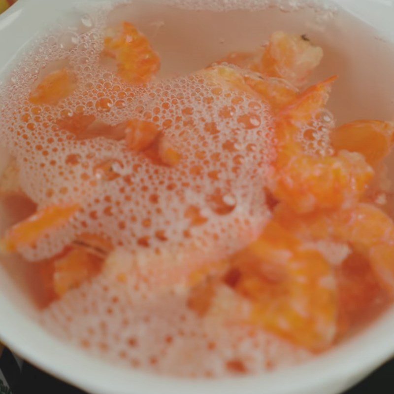 Step 4 Soak and grind dried shrimp Soft-boiled egg noodle