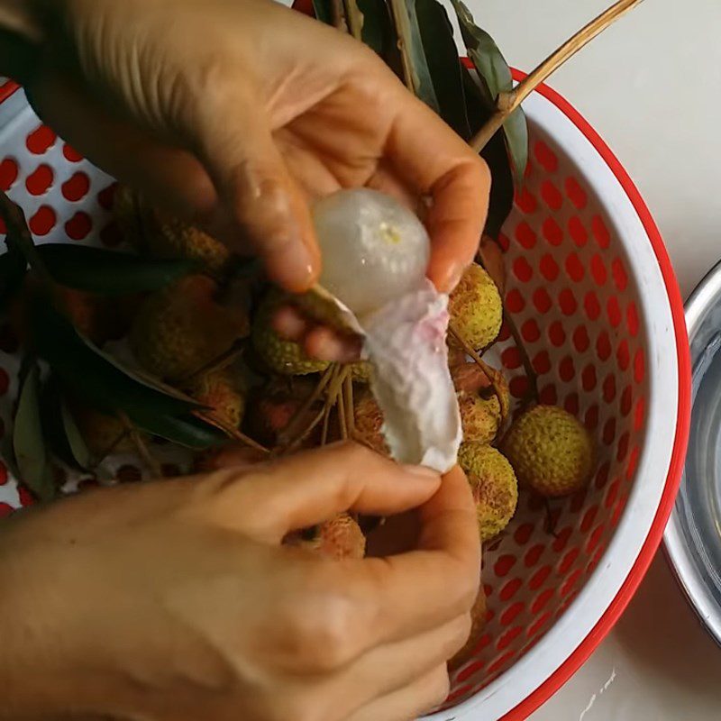 Step 1 Soak Lychee for Lychee Wine