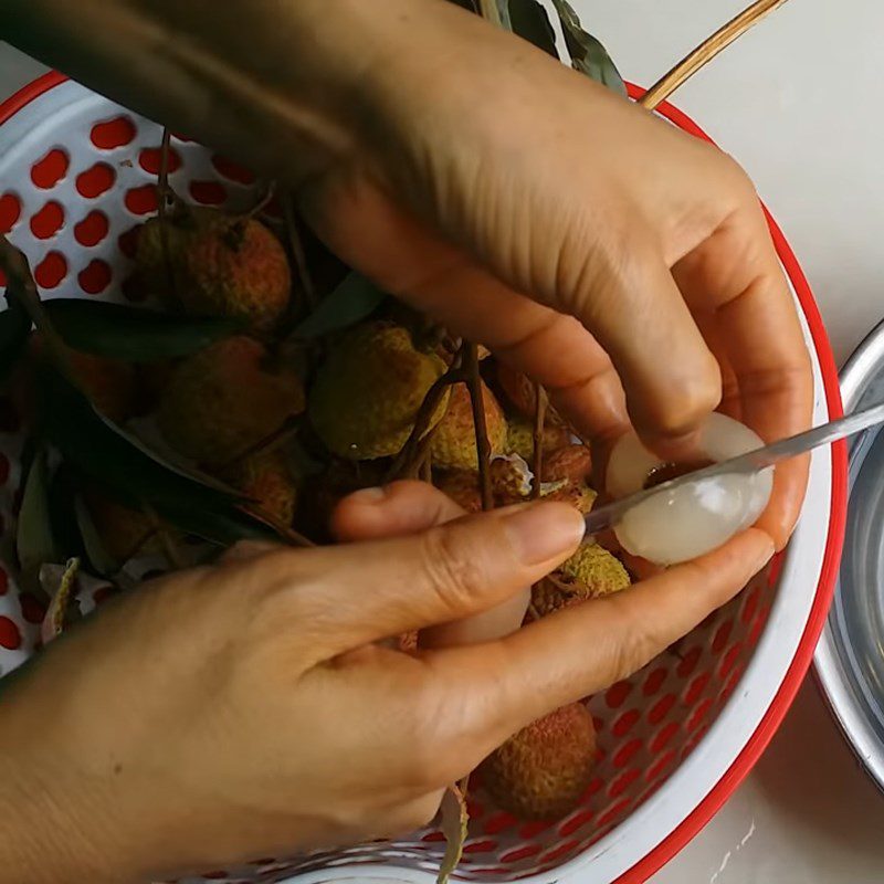 Step 1 Soak Lychee for Lychee Wine