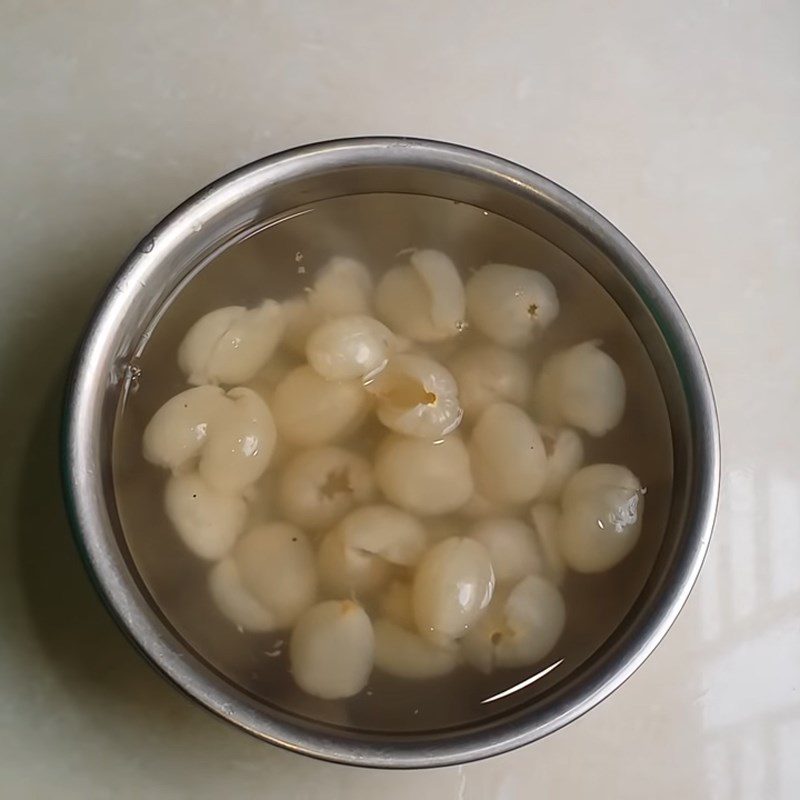 Step 1 Soak Lychee for Lychee Wine